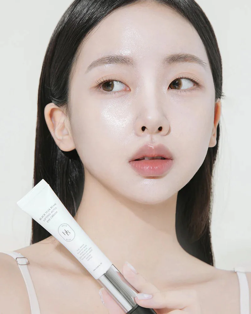 HEVEBLUE Black Yuja Bean Lifting Auto Eye Cream - Image 3