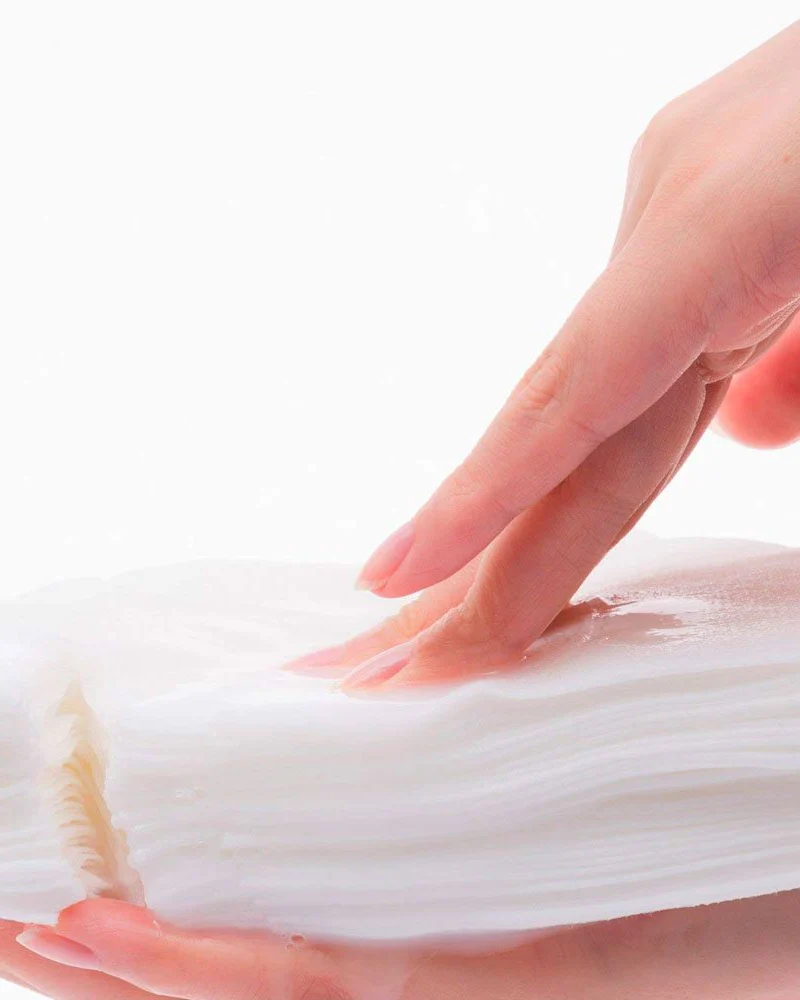 KOSE Clear Turn Ultra Concentrated Moisturizing Mask - Image 3