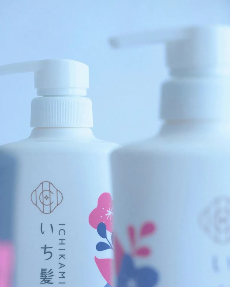 Kracie Ichikami Smoothing Care Shampoo Pump - Image 2