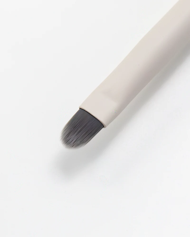 SUKOSHI Concealer + Lip Brush - Image 2
