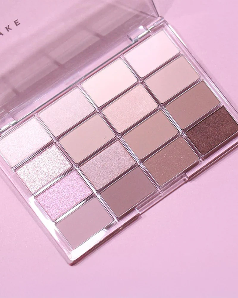 WAKEMAKE Soft Blurring Eye Palette - Image 2